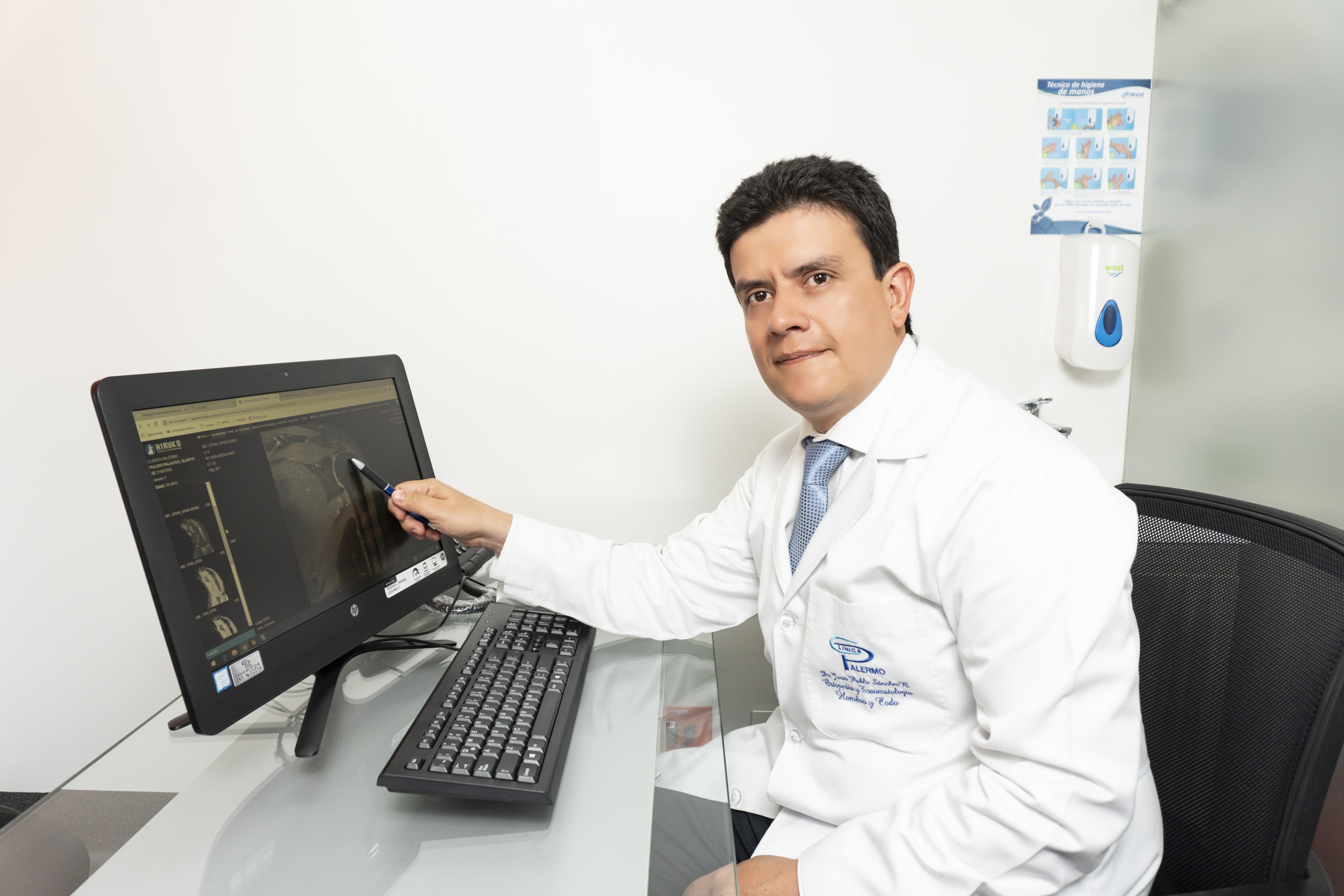 Dr. Juan Pablo Sánchez Blanco - Cirujano Ortopedista